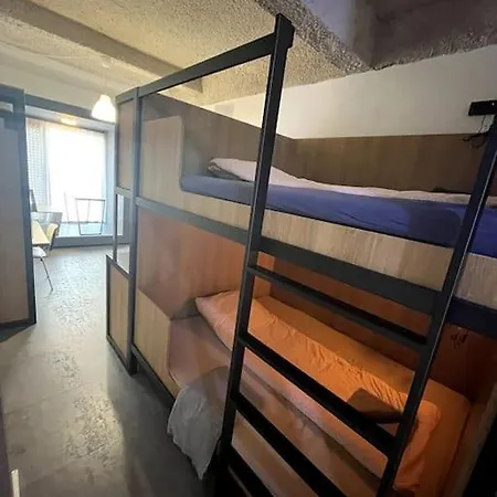 New Design Flat Rottenbiller -unit10 Апартаменты *